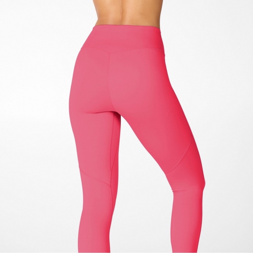 🔥 Fabletics Motion 365 Leggings. NWOT! Size large. Raspberry Sorbet